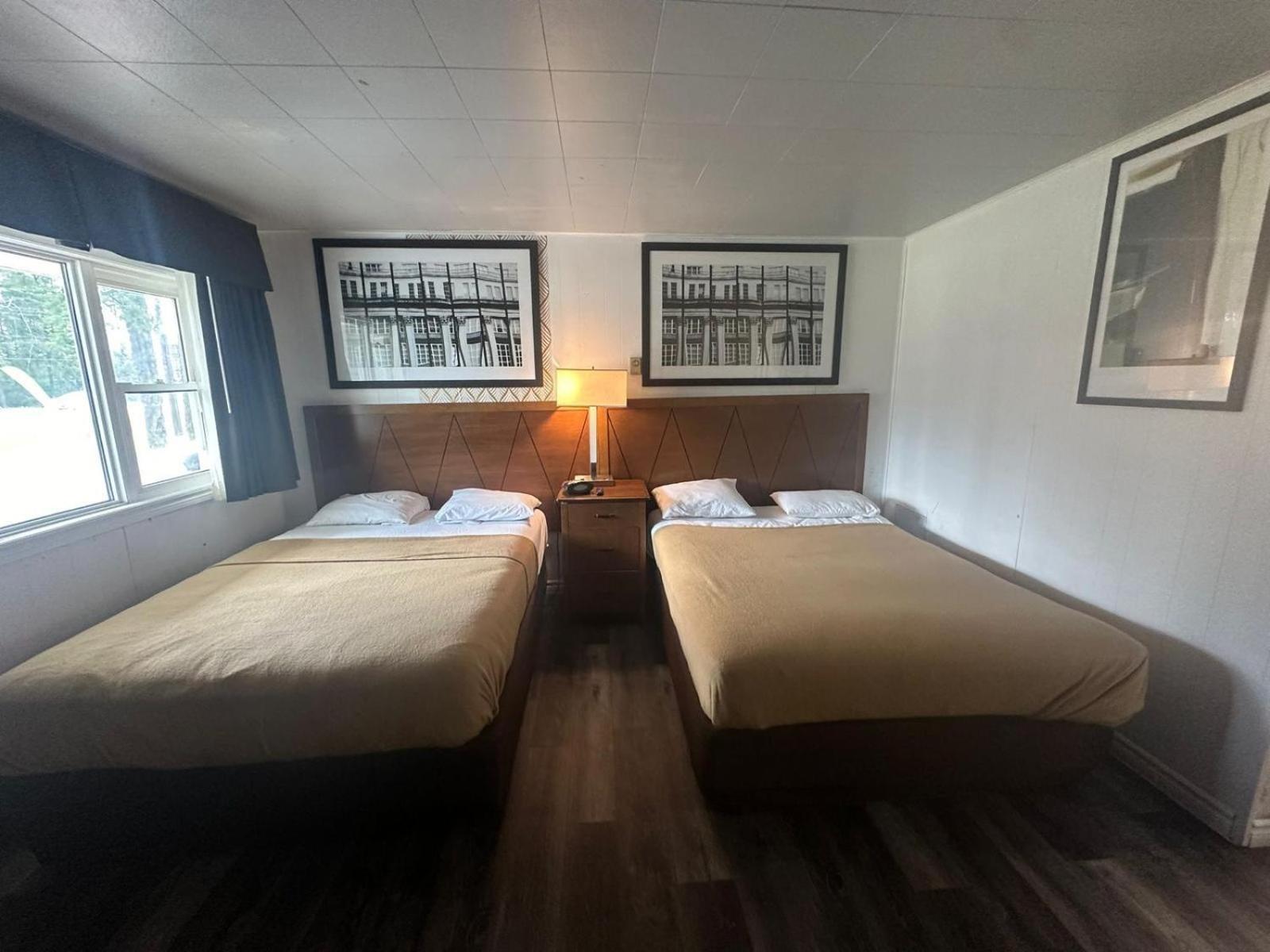 Pine Ridge Motel 蒂明斯 外观 照片