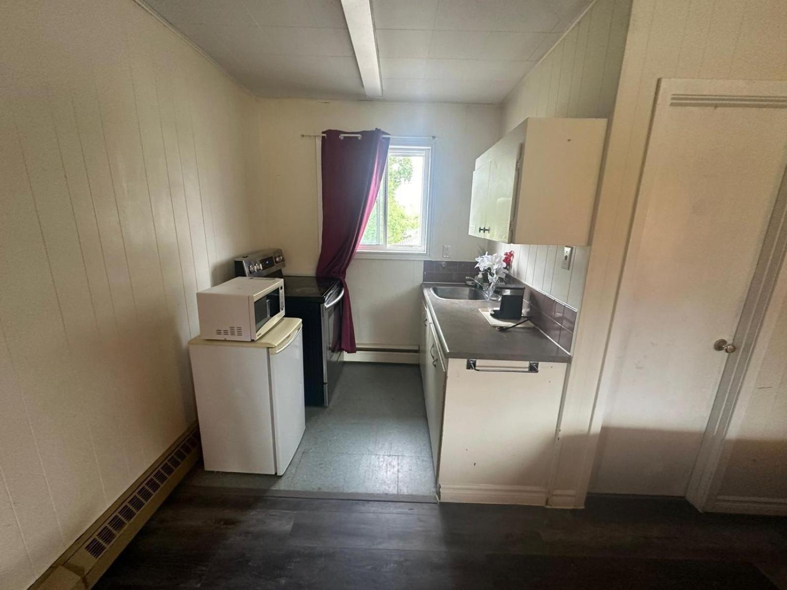 Pine Ridge Motel 蒂明斯 外观 照片
