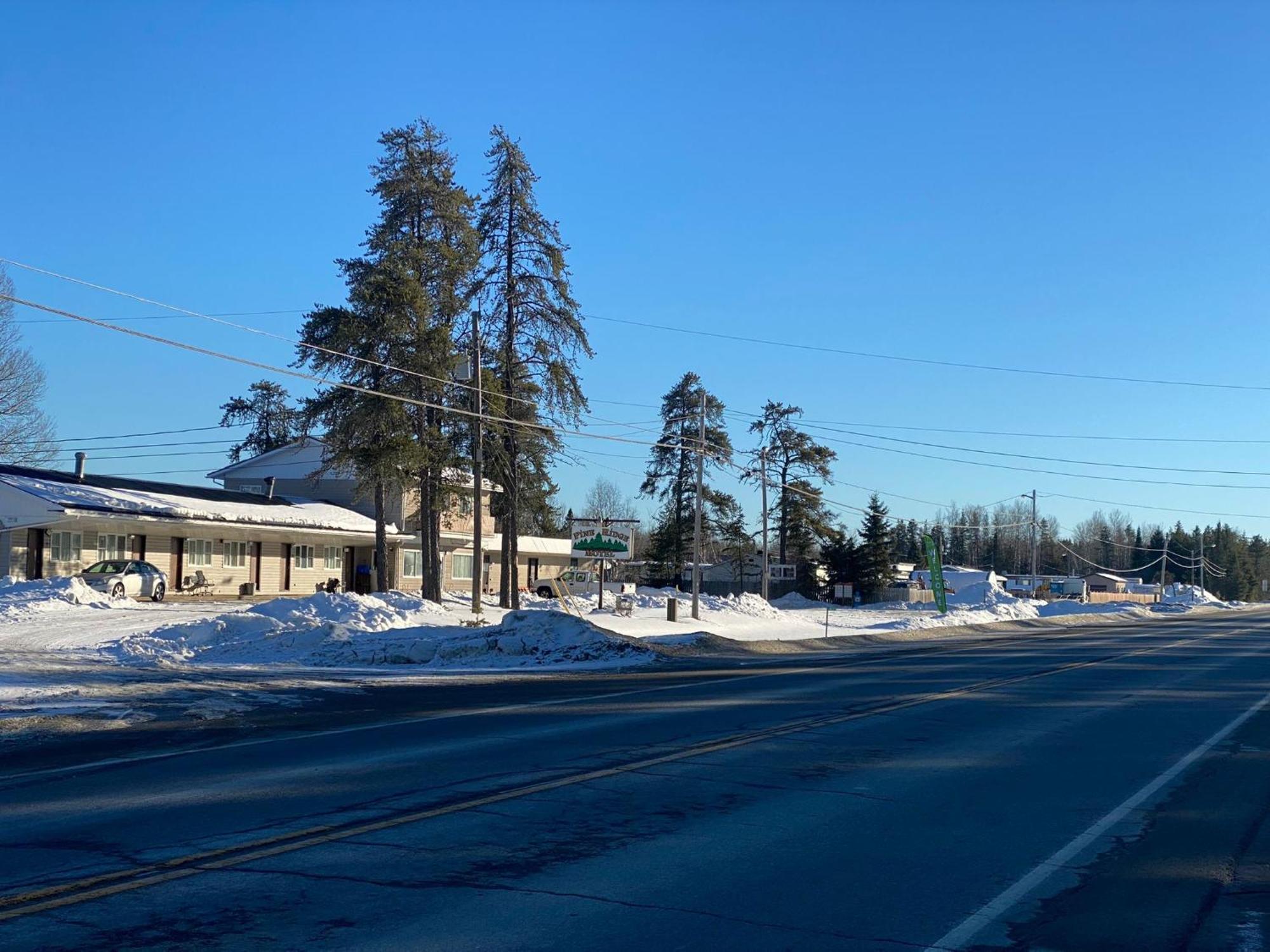 Pine Ridge Motel 蒂明斯 外观 照片