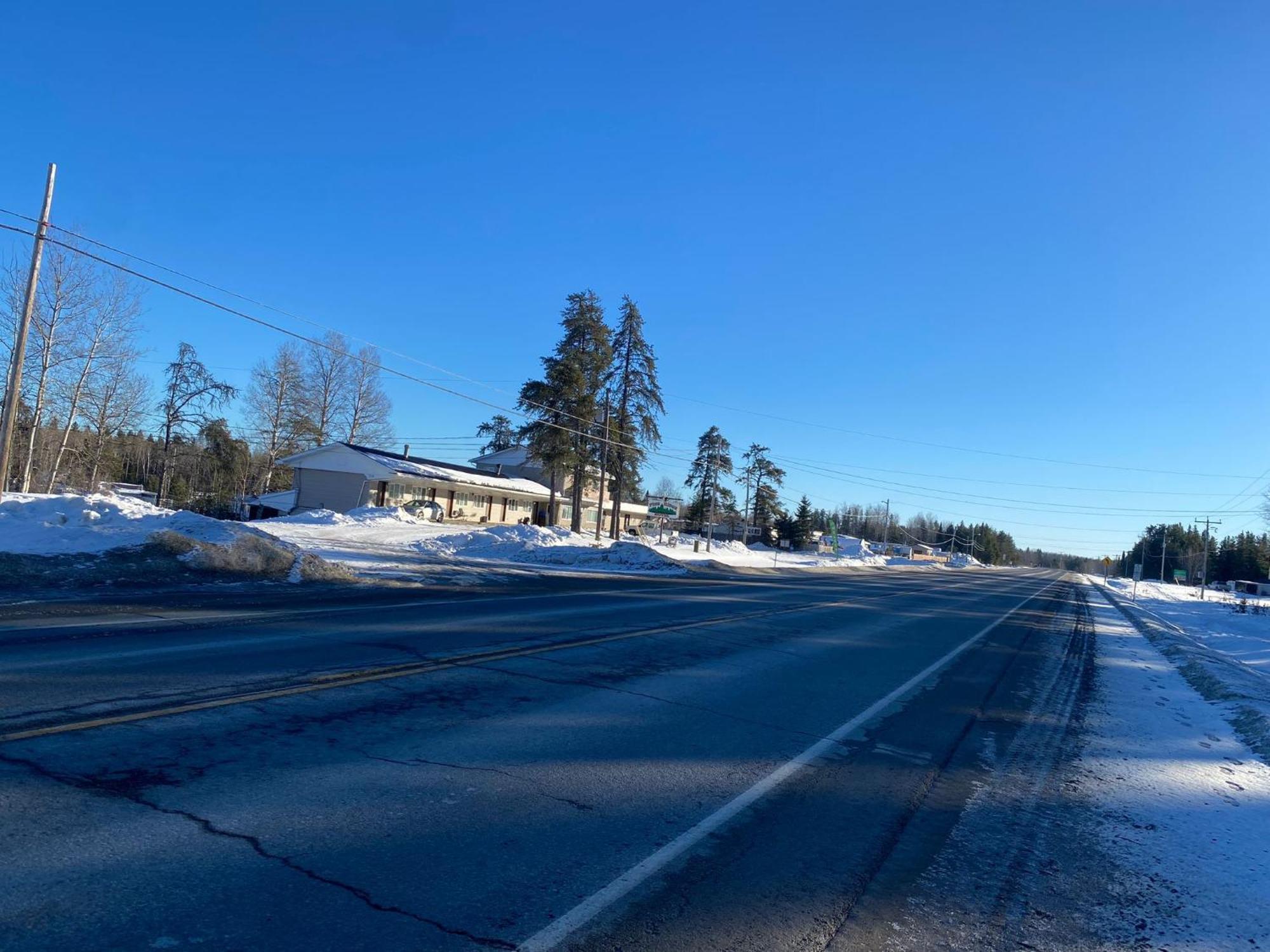 Pine Ridge Motel 蒂明斯 外观 照片