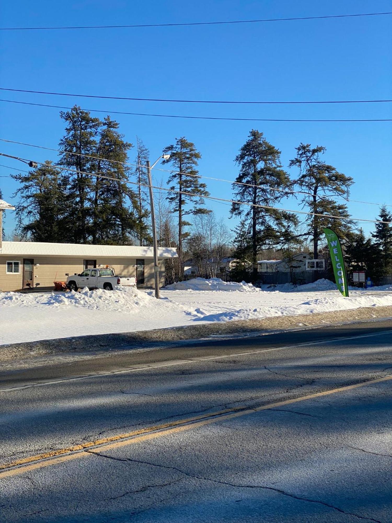 Pine Ridge Motel 蒂明斯 外观 照片